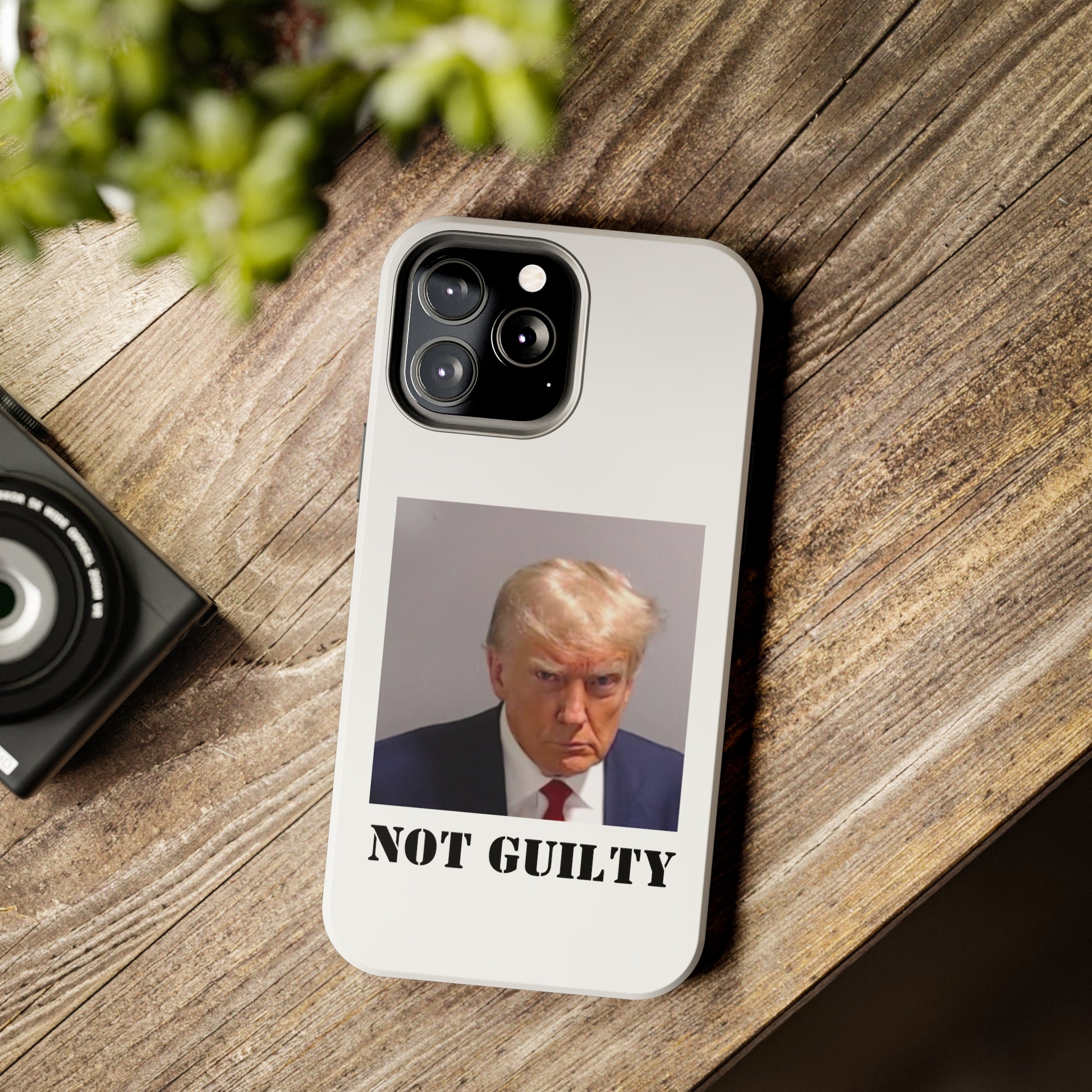 NOT GUILTY Trump Mugshot Phone Case